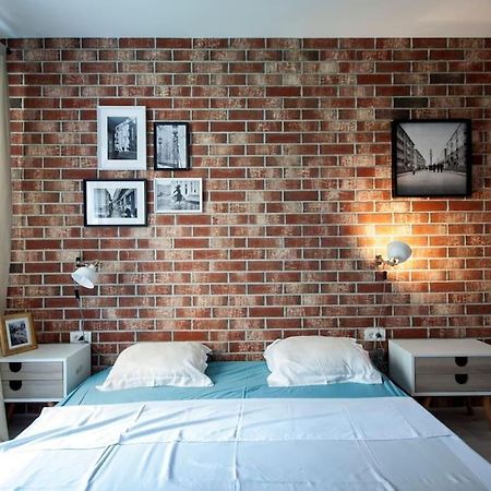 Retro Midtown Apartment Bucarest Esterno foto